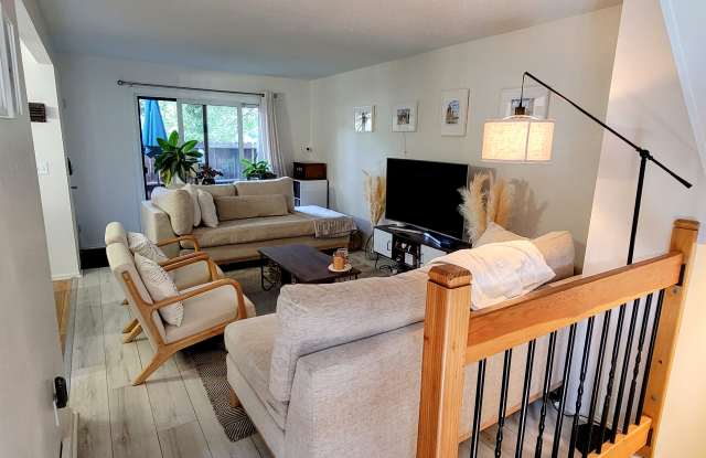 6450 Wright Street photos photos