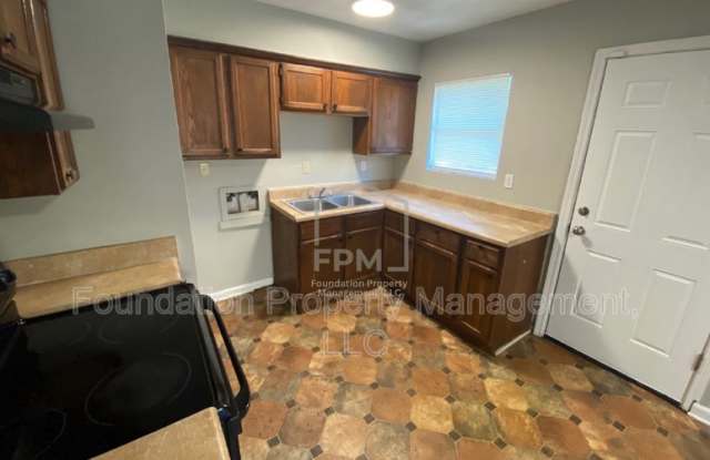 913 Western Park Dr Gallery 4