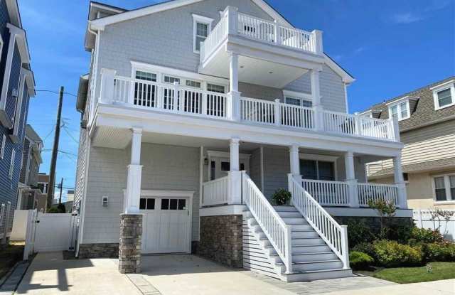 102 S New Haven Ave photos photos