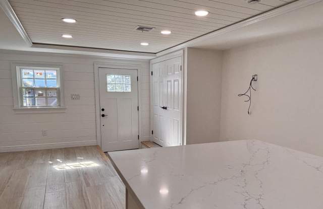 2634 E Hurley Pond Road Gallery 4