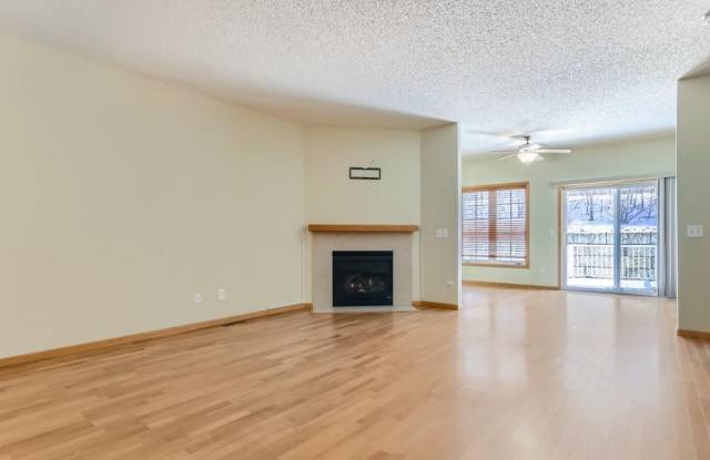 20530 Eastview Curve Gallery 2