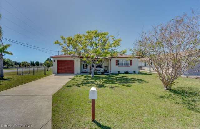 3379 Crape Myrtle Drive Gallery 2