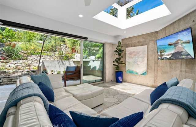 816 Manzanita Drive - 816 Manzanita Drive, Laguna Beach, CA 92651