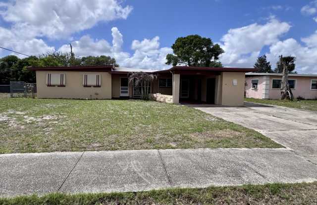 305 Edinburgh Drive photos photos