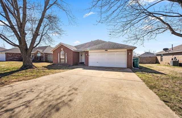 851 Honeysuckle Drive Gallery 2