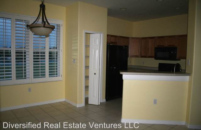 3822 Serenade Ln Gallery 4
