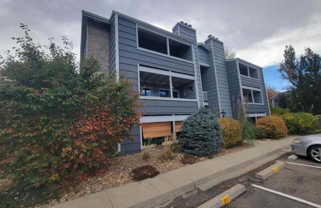 Fresh Boulder 1 Bedroom Condo for Rent with Pool, Tennis and Fitness Center in Hunter Creek photos photos