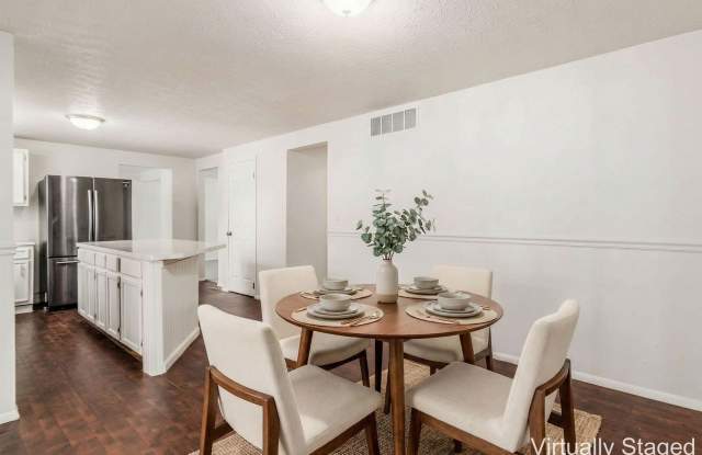 Beautifully Updated Reynoldsburg Home Near a Park! photos photos