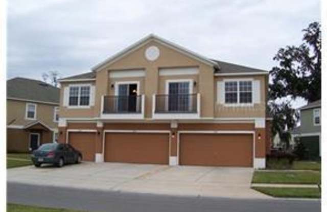 2 Bedroom, 2 Bath Townhome For Rent at 1369 Broken Oak Drive #46A Winter Garden, FL 34787 photos photos