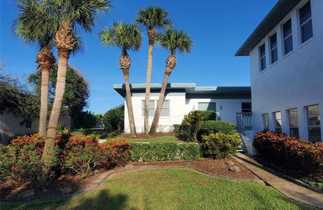 2109 Ocean Drive Gallery 3