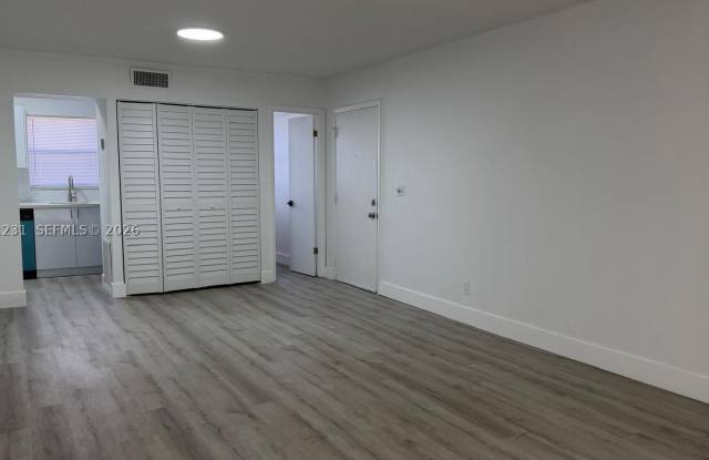 237 Lake Frances Dr Gallery 4