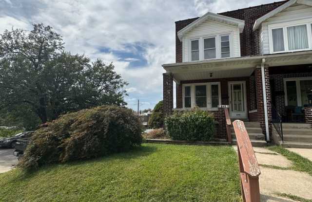 Large end of row 3 bedroom home located in South Allentown. photos photos