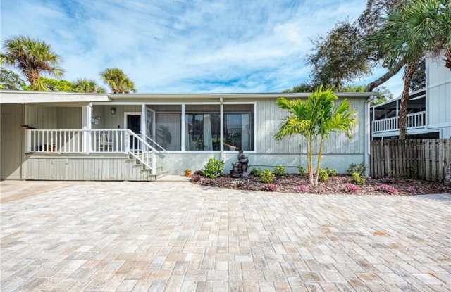 4923 COMMONWEALTH DRIVE Gallery 2