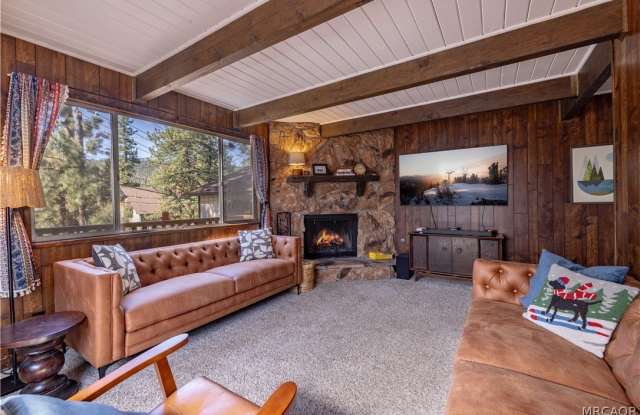 42800 Cougar Road Gallery 3