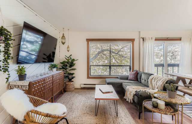 Idyllic West Boulder 2BDR Furnished Home photos photos