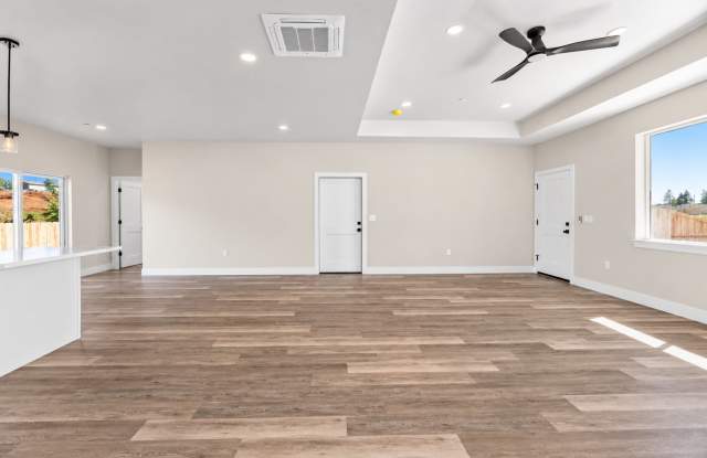 BRAND-NEW 3 BED/ 2 BATH HOME - BE THE FIRST TO LIVE HERE! Gallery 4