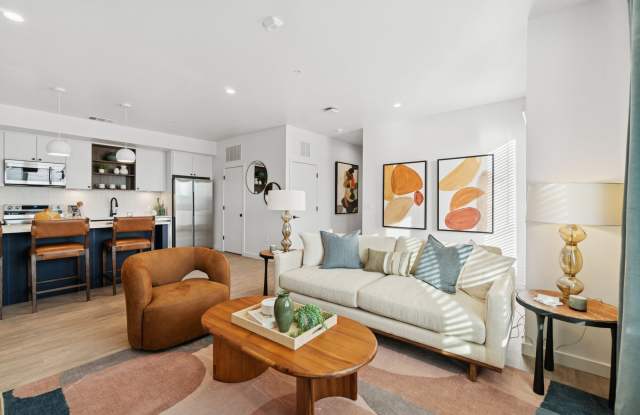 The Lindy Gallery 3