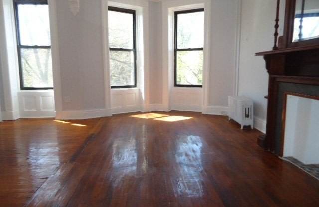 473 HALSEY STREET photos photos