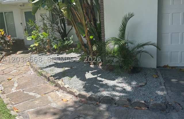 2532 Garfield St photos photos