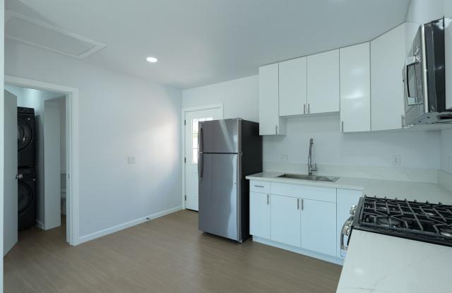1 Bedroom + 1 Bathroom ADU | Oxnard Estates | Unfurnished Gallery 4