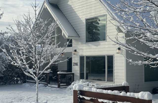 216 Iowa Avenue photos photos
