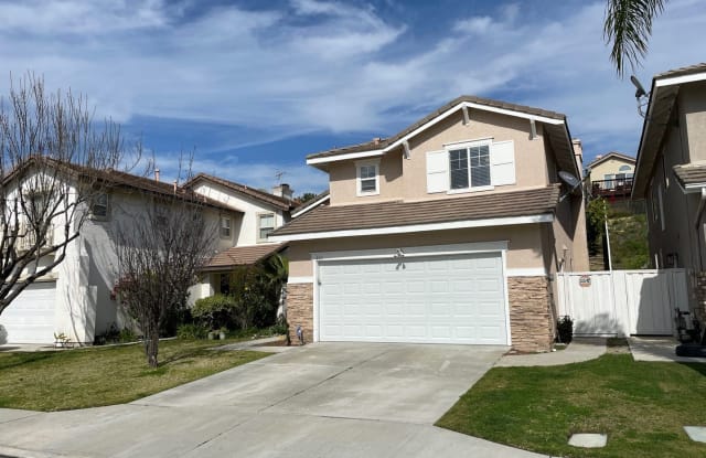 990 S Brianna Way - 990 South Brianna Way, Anaheim, CA 92808 990 S Brianna Way - 990 South Brianna Way, Anaheim, CA 92808