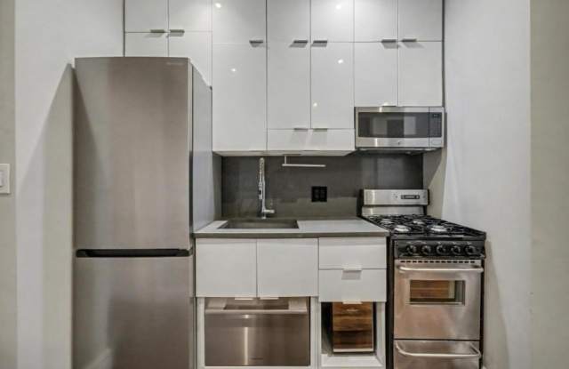 221 Mott Street - 221 Mott Street, New York City, NY 10012