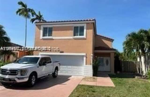 16870 SW 142nd Pl photos photos