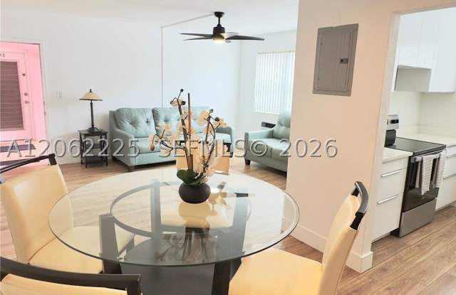 700 Bayshore Dr Gallery 4