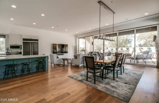 4201 N MARSHALL Way unit: 2000 photos photos