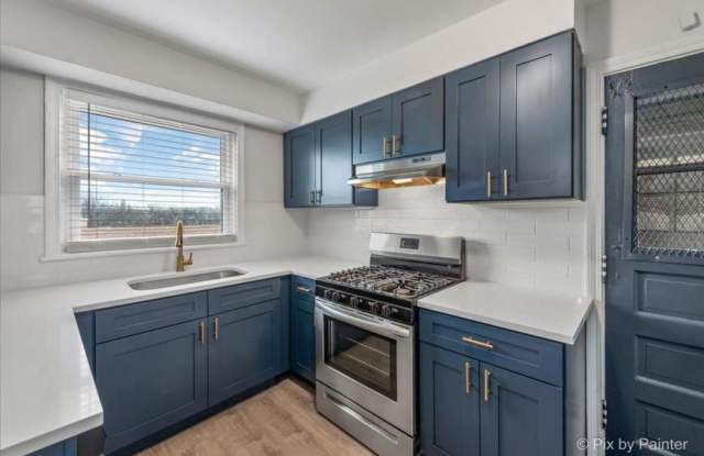 2721 West Berwyn Ave photos photos 2721 West Berwyn Ave photos photos