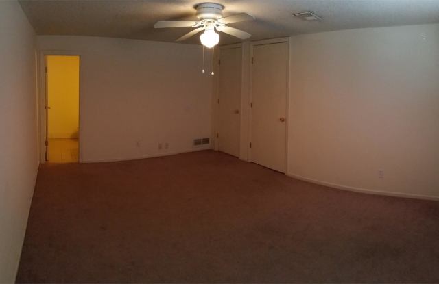 8919 Haskins Street Gallery 4