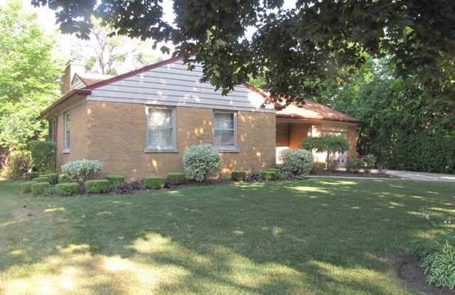 6548 North Monticello Avenue Gallery 2