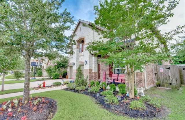 18631 Crystal Cascade Lane Gallery 2