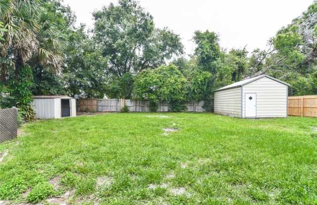 213 BAYOU VISTA STREET Gallery 2