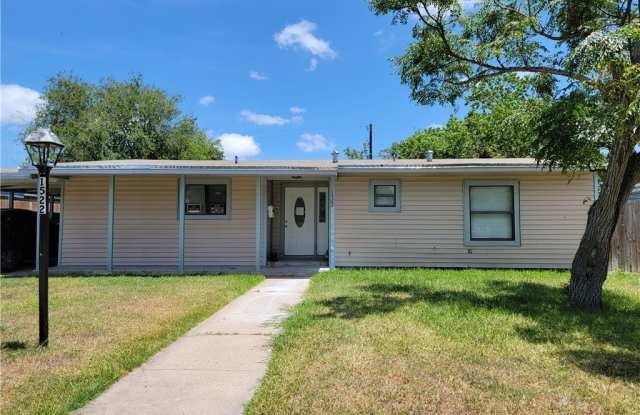 1522 Cambridge Drive photos photos