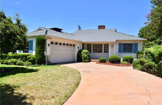 407 University Avenue - 407 University Avenue, Burbank, CA 91504