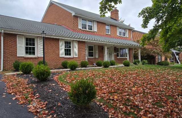Lovely Colonial Home in Sharpley photos photos