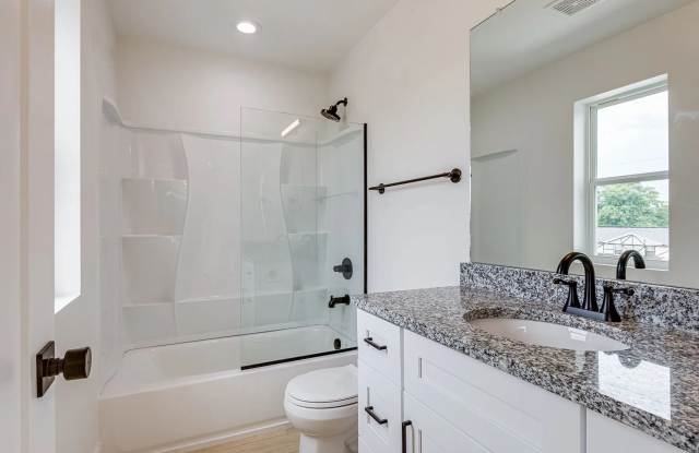 3628 Village Trail Gallery 1