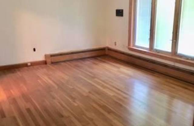 9 west - 9 West Street, Woburn, MA 01801