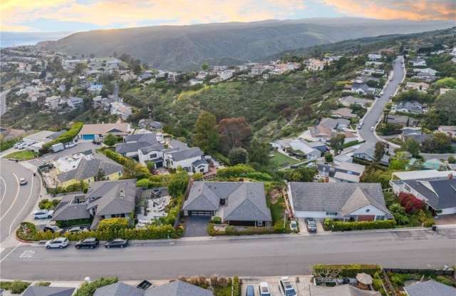 3019 Cresta Way photos photos