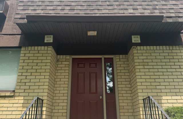 1608 Cherry Hill Drive photos photos