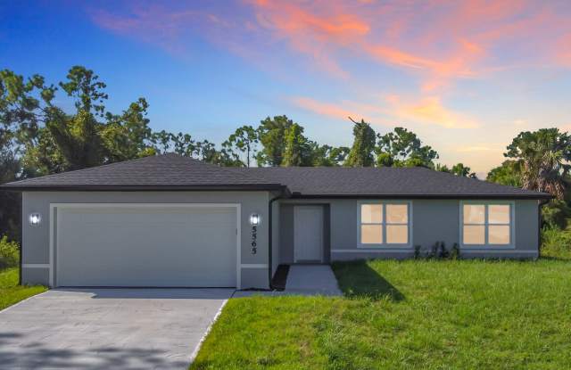 Brand New Home in North Port *3 Bedrooms  2 Baths* photos photos