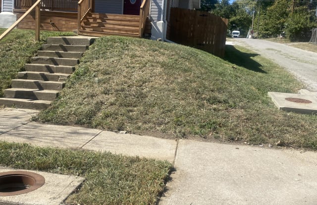 5400 Park Avenue - 5400 Park Avenue, Kansas City, MO 64130