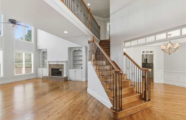 4728 Moon Hollow Court Gallery 2