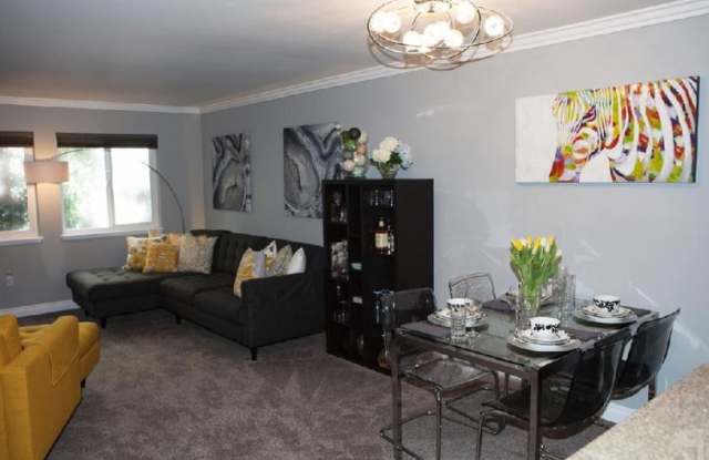 1756 Essex Street - 205, Unit #205 Gallery 2