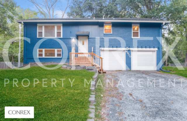 6510 Northwest Ames Drive Gallery 2