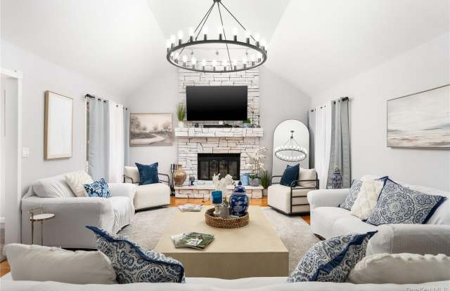 5 Bay Woods Drive Gallery 4