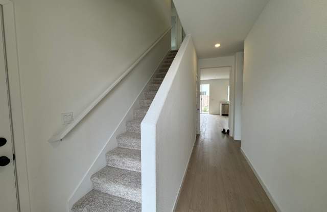 New Constuction, Four Bed, Three Bath Home In Spanos Park Gallery 3