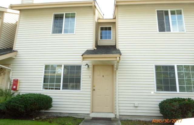 1 Bed 1.5 Bath 2 Story Townhome in Hampton Park - South Everett - 115 124th Street Southeast, Snohomish County, WA 98208